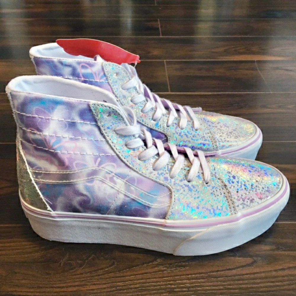 NWT! Vans Sk8-Hi Tapered High Top Shoes / Sneakers BUTTERFLY DREAMS HOLOGRAPHIC - Picture 2 of 12